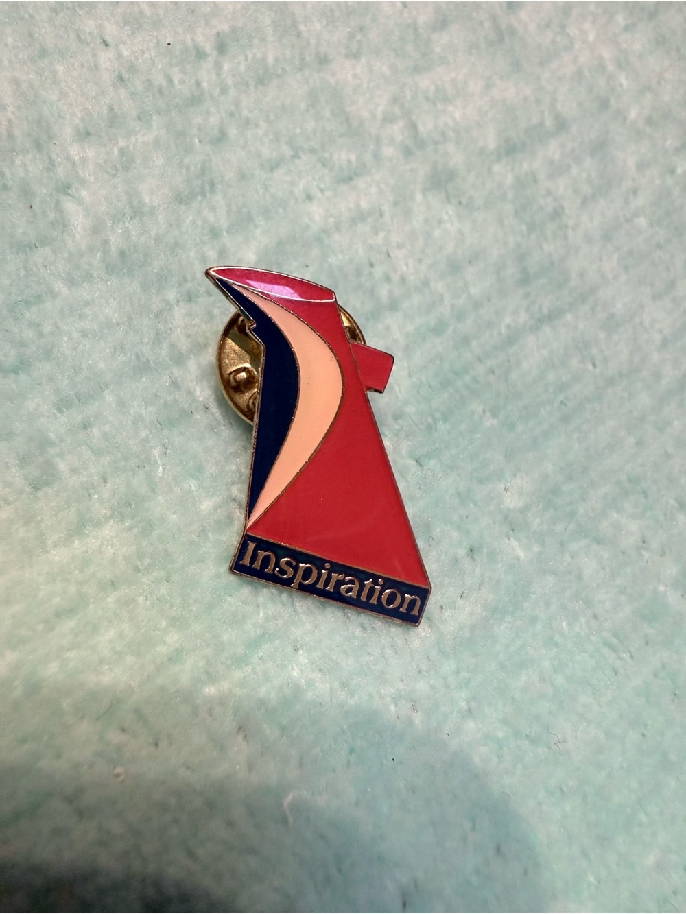 Modern Novelty Enamel Pin & Accessory Lot - Pop Culture, Gaming, Golf, & Gifts - Picture 9 of 11